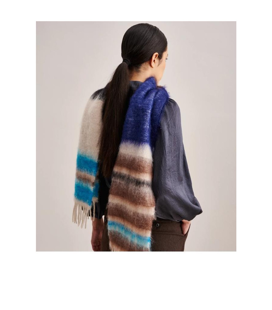 Mylia Bellerose scarf