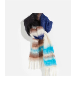 Mylia Bellerose scarf