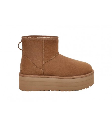UGG Stivali con plateau...