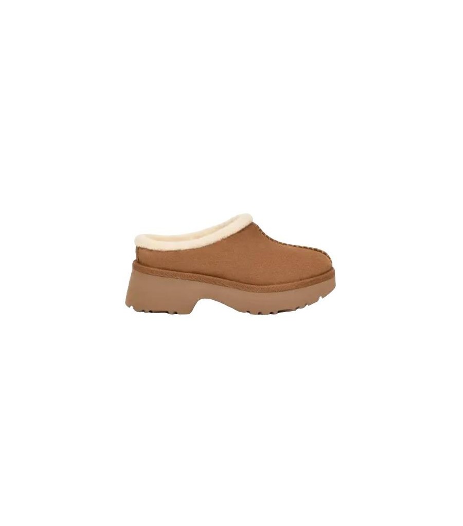 UGG W New Heights Kuschelige Clogs