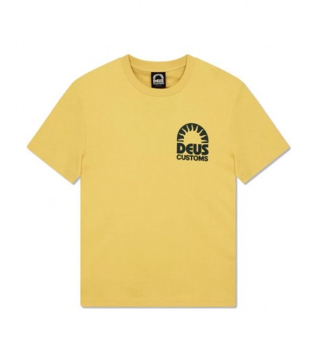 Camiseta Deus Ex Machina...